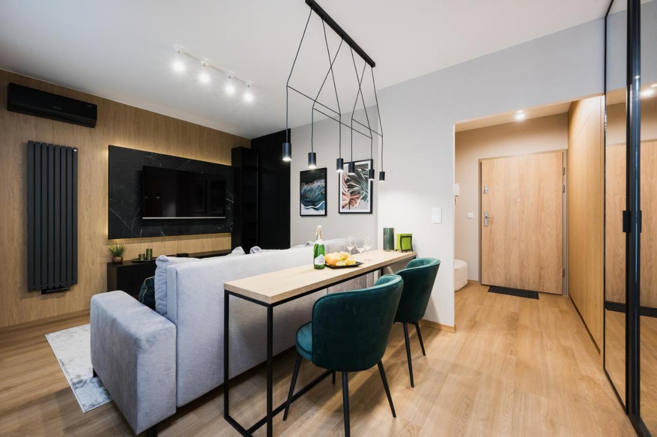 Tauron Arena Apartment With Garage - Krakow Lema Экстерьер фото