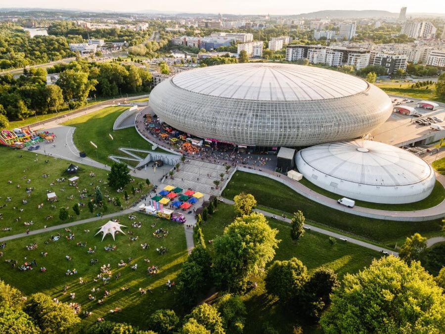 Tauron Arena Apartment With Garage - Krakow Lema Экстерьер фото
